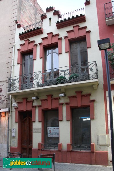 Figueres - Casa Moradell (Foto: Albert Esteves, 2011) Figueres - Casa Moradell