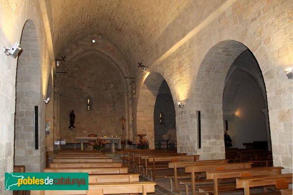 Caldes de Malavella - Església de Sant Esteve, interior (Foto: Albert Esteves, 2012) Caldes de Malavella - Església de Sant Esteve, interior
