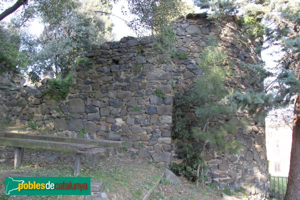 Caldes de Malavella - Castell de Malavella (Foto: Albert Esteves, 2012) Caldes de Malavella - Castell de Malavella