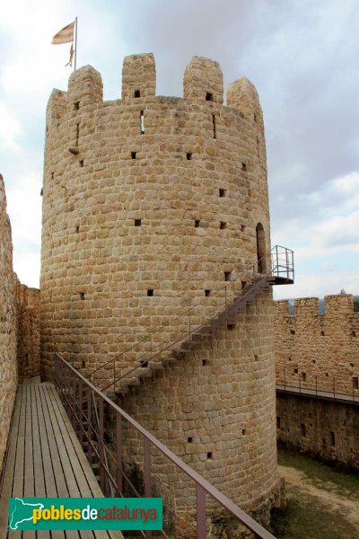 Santa Coloma de Farners - Castell de Farners, torre mestra (Foto: Albert Esteves, 2012) Santa Coloma de Farners - Castell de Farners, torre mestra