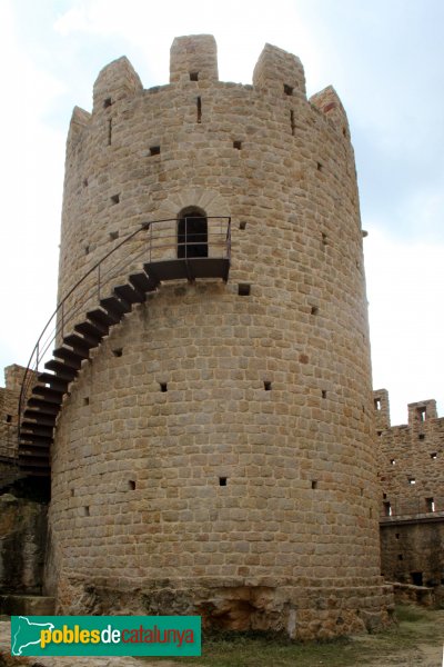 Santa Coloma de Farners - Castell de Farners, torre mestra (Foto: Albert Esteves, 2012) Santa Coloma de Farners - Castell de Farners, torre mestra