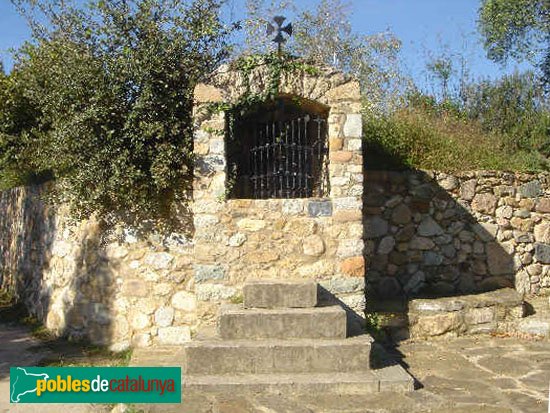 La Cellera de Ter - Can Vinyes, oratori de Sant Pelegrí