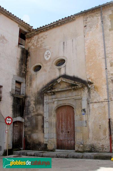 Amer - Can Mon, façana de la plaça del Monestir