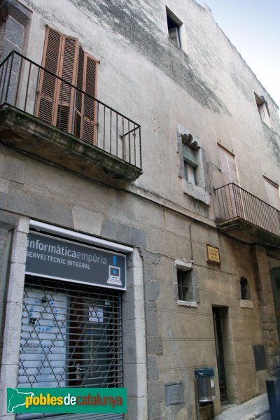 Castelló d'Empúries - Can Pastell, façana lateral