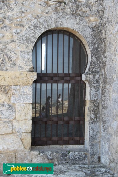 Olèrdola - Església de Sant Miquel, arc triomfal de l'església antiga