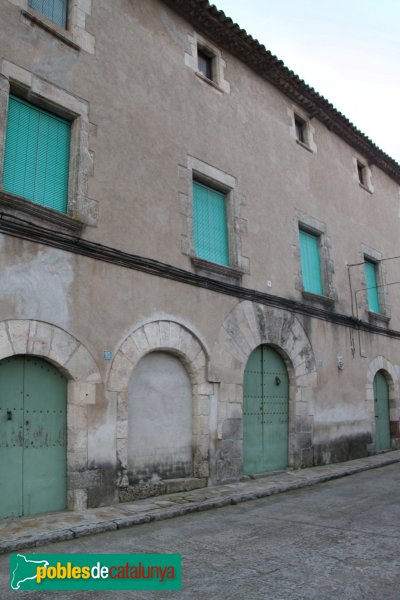 Pontons - Ca la Senyora (Foto: Albert Esteves, 2012) Pontons - Ca la Senyora