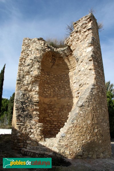 Olèrdola - Torre de Viladellops (Foto: Albert Esteves, 2013) Olèrdola - Torre de Viladellops