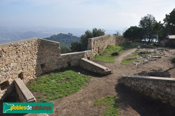 Cabrera de Mar - Castell de Burriac (Foto: Alberto González Rovira, 2013) Cabrera de Mar - Castell de Burriac