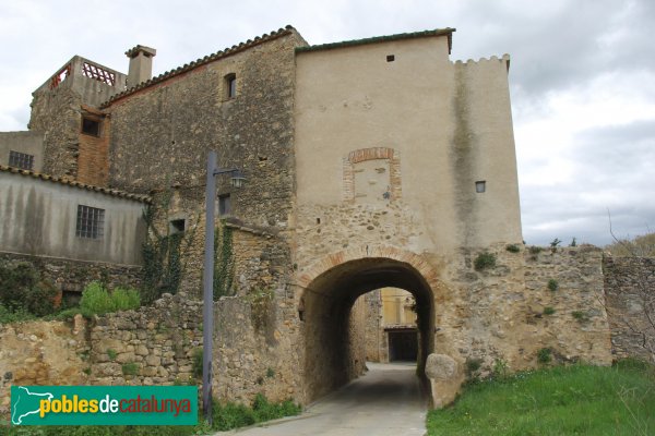 Palau de Santa Eulàlia - Nucli antic de Palau