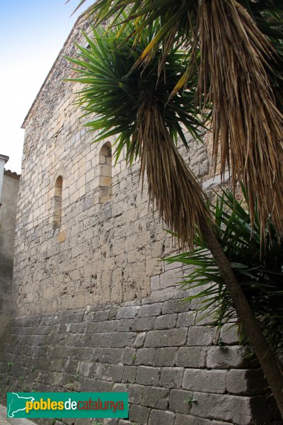 Palau de Santa Eulàlia - Església de Santa Eulàlia (Foto: Albert Esteves, 2013) Palau de Santa Eulàlia - Església de Santa Eulàlia