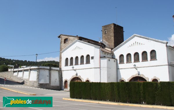 Torrelavit - Ca l'Esbert (Heretat Segura Viudes) (Foto: Albert Esteves, 2013) Torrelavit - Ca l'Esbert (Heretat Segura Viudes)