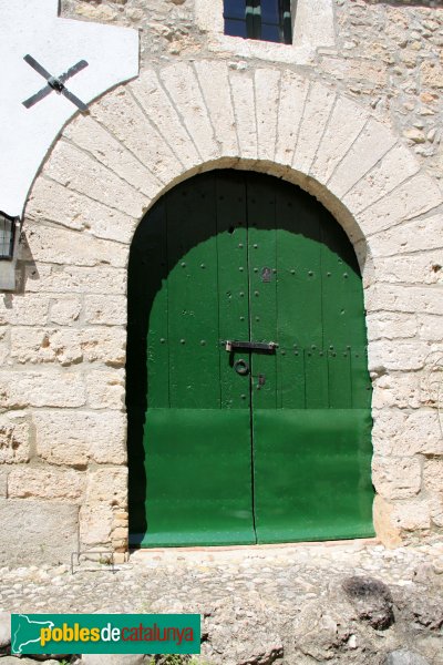 Torrelavit - Can Ribalta, porta de la masoveria