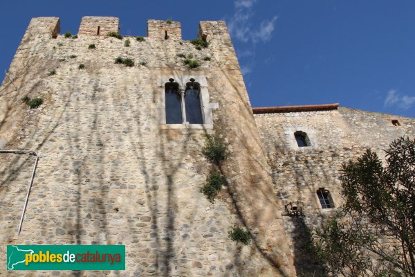 Garrigàs - Castell de Vilajoan (Foto: Albert Esteves, 2013) Garrigàs - Castell de Vilajoan