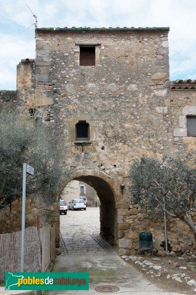 Vilaür - Portal de la muralla