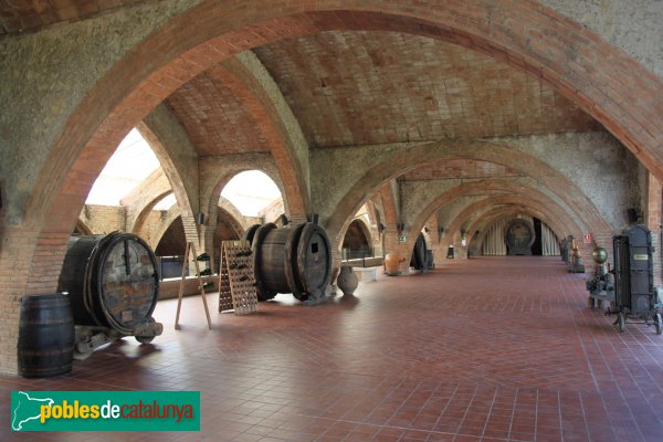 Sant Sadurní d'Anoia - Caves Codorniu (Foto: Albert Esteves, 2013) Sant Sadurní d'Anoia - Caves Codorniu