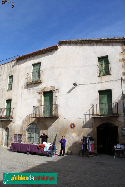Bàscara - Can Malloles (Foto: Albert Esteves, 2013) Bàscara - Can Malloles