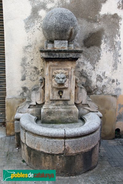 Sant Quintí de Mediona - Font del carrer Sardà