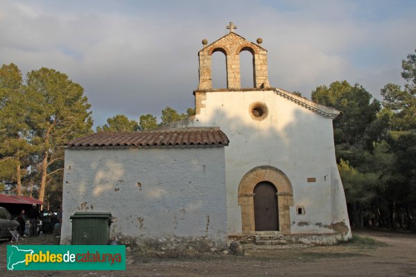Castellet i la Gornal - Ermita de la Mare de Déu de Muntanyans (Foto: Albert Esteves, 2014) Castellet i la Gornal - Ermita de la Mare de Déu de Muntanyans