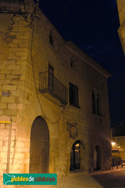 Montblanc - Casa Aguiló (Foto: <i>Isaac Fernández</i>, 2012) Montblanc - Casa Aguiló