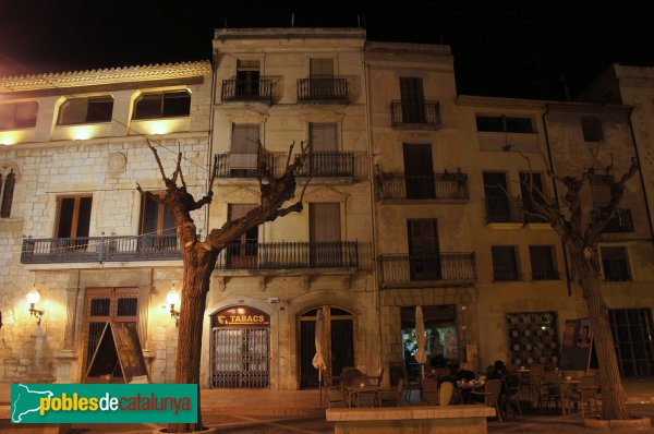 Montblanc - Plaça Major, de nit