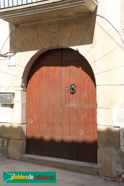 Montoliu - Portal a la Guàrdia Lada