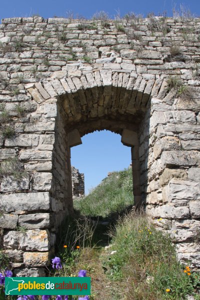 Montoliu - Castell de Montoliu (Foto: Albert Esteves, 2014) Montoliu - Castell de Montoliu