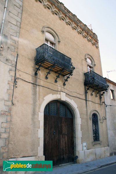 Agullana - Can Vidal, façana carrer Dolors Gomis (Foto: Albert Esteves, 2014) Agullana - Can Vidal, façana carrer Dolors Gomis