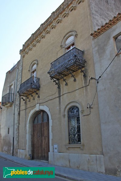 Agullana - Can Vidal, façana carrer Dolors Gomis (Foto: Albert Esteves, 2014) Agullana - Can Vidal, façana carrer Dolors Gomis