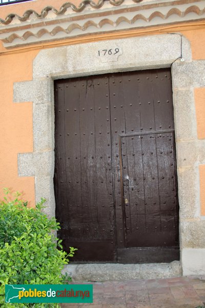 Agullana - Portal del segle XVIII