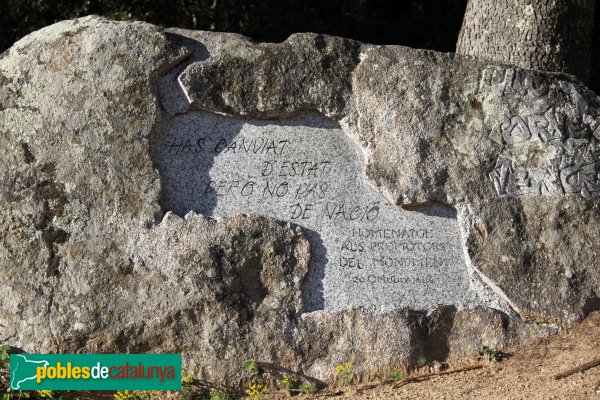 Agullana - Monument a Companys