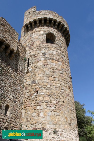 La Jonquera - Castell de Requesens (Foto: Albert Esteves, 2014) La Jonquera - Castell de Requesens