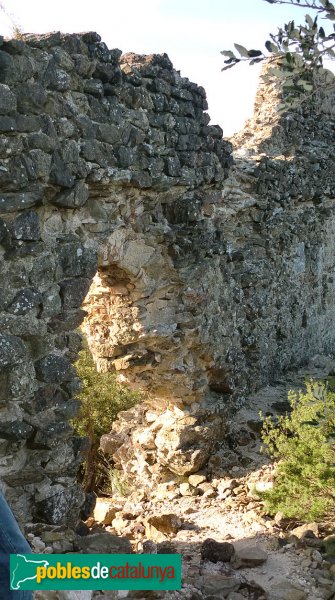 Darnius - Castell de Mont-roig