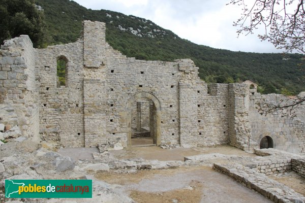 Albanyà - Monestir de Sant Llorenç de Sous (Foto: Albert Esteves, 2014) Albanyà - Monestir de Sant Llorenç de Sous