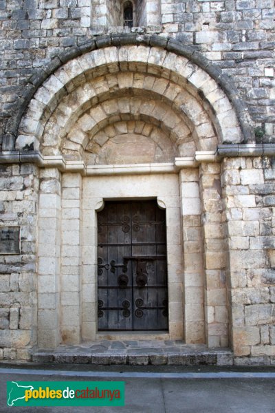 Albanyà - Església de Sant Pere