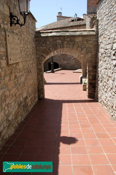 Granyena de Segarra - Plaça Roca Sastre