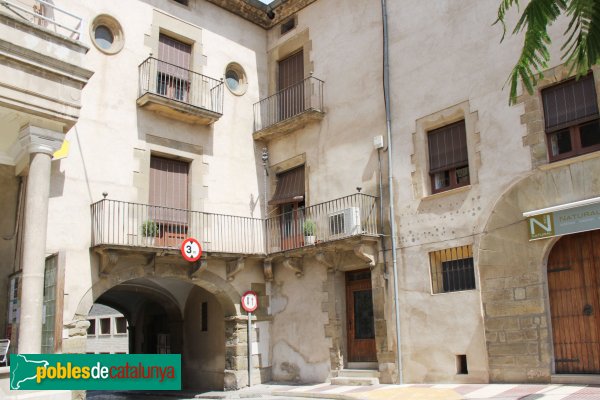Cervera - Casa Vega (Foto: Albert Esteves, 2014) Cervera - Casa Vega