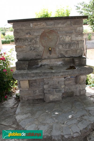 Granyanella - Sant Jaume de la Móra, font amb estela