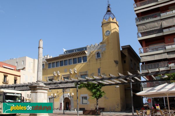 Sant Feliu de Guíxols - Ajuntament (Foto: Albert Esteves, 2012) Sant Feliu de Guíxols - Ajuntament