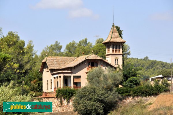 Torre de Can Clapers Jussà (Foto: Joan Sánchez Sabé, 2014) Torre de Can Clapers Jussà