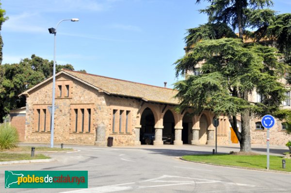 Caldes de Montbui - Torre Marimon. Edifici del conjunt