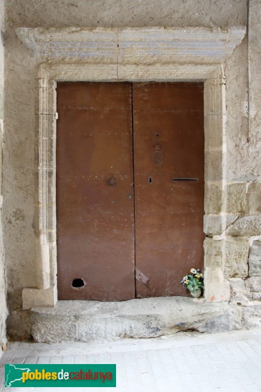 Tarroja de Segarra -  Església de Sant Salvador, porta lateral