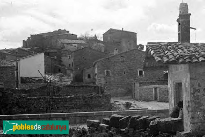 Sant Ramon - Capella de Santa Madrona, a mà dreta