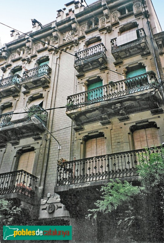 Barcelona - Casa Henriette Cros (Dalmau, 13)
