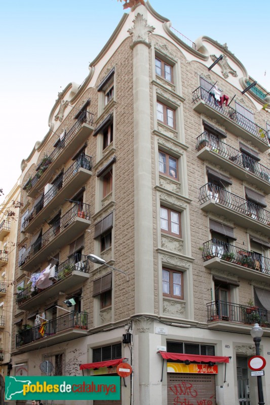 Barcelona - Magalhaes, 41