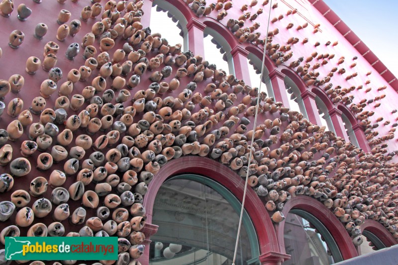 Barcelona - Palau de l'Agricultura (Mercat de les Flors), façana de F. Amat