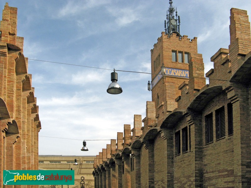 Barcelona - Fàbrica Casaramona (CaixaFòrum) (Foto: Albert Esteves, 2007) Barcelona - Fàbrica Casaramona (CaixaFòrum)