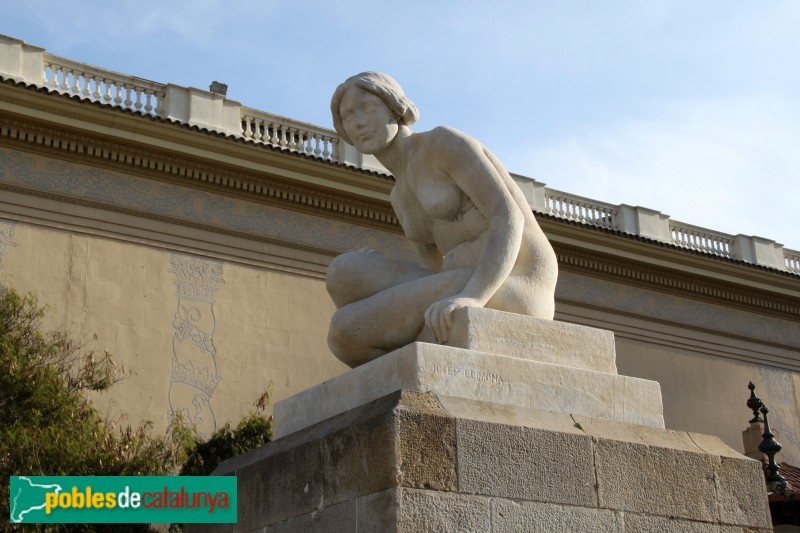 Barcelona - Figura Femenina (Escalinates de Montjuïc)