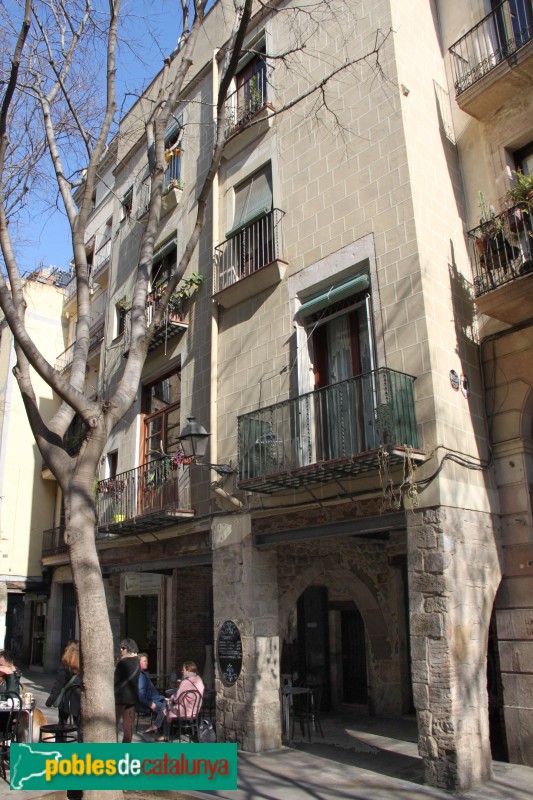 Barcelona - Casa porxada de Sant Agustí Vell