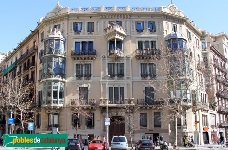 Barcelona - Rambla Catalunya, 72 (Foto: Albert Esteves, 2015) Barcelona - Rambla Catalunya, 72
