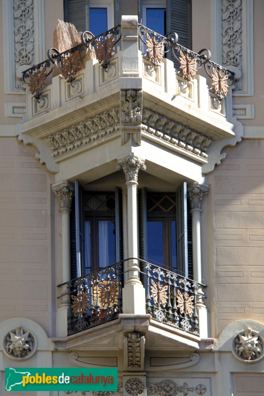 Barcelona - Rambla Catalunya, 72 (Foto: Albert Esteves, 2015) Barcelona - Rambla Catalunya, 72